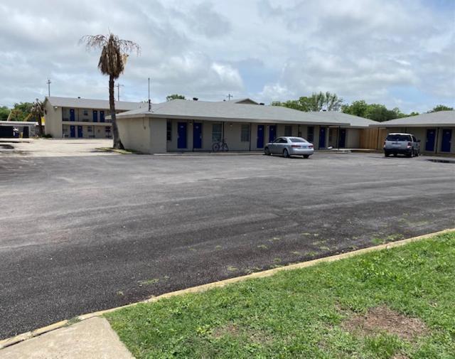 Texas Inn Seguin Dış mekan fotoğraf